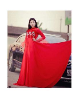 Fashionable Girls Party Gown