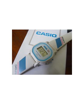 Casio 401 L-25 watch for women